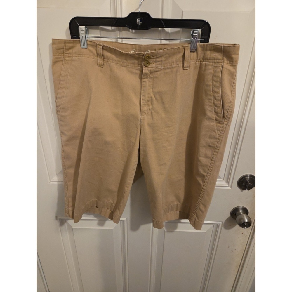 Women's Eddie Bauer Khaki Legend‎ Casual Spring Summer Work Shorts Size 16